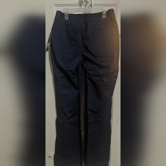 Women's Cherokee Scrubs - Picture 5 of 8